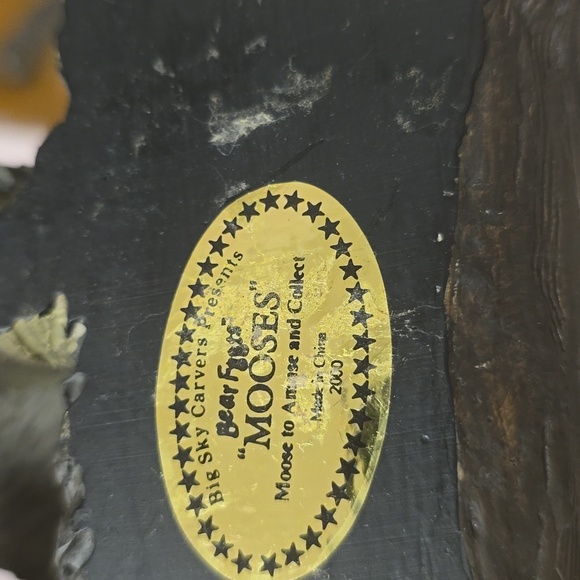 Big Sky Carvers Presents Bear Foots "MOOSES" - Picture 5 of 8